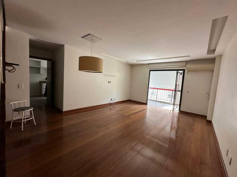 WhatsApp Image 2025-02-12 at 1 - 6