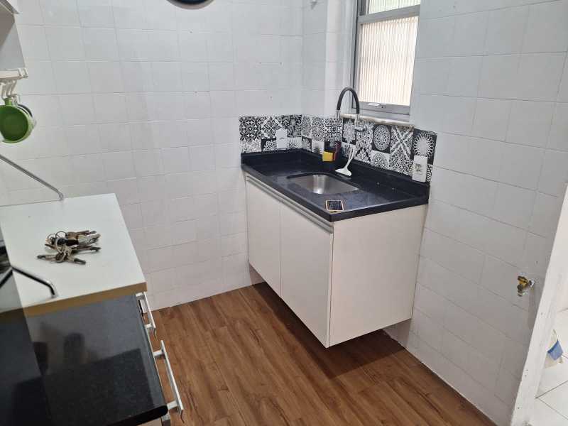 48e95530-d27f-45b8-b191-1f4ab7 - 12