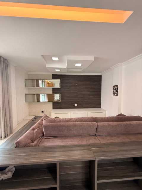 ad2ae3aa-cc07-4328-b287-376962 - 4