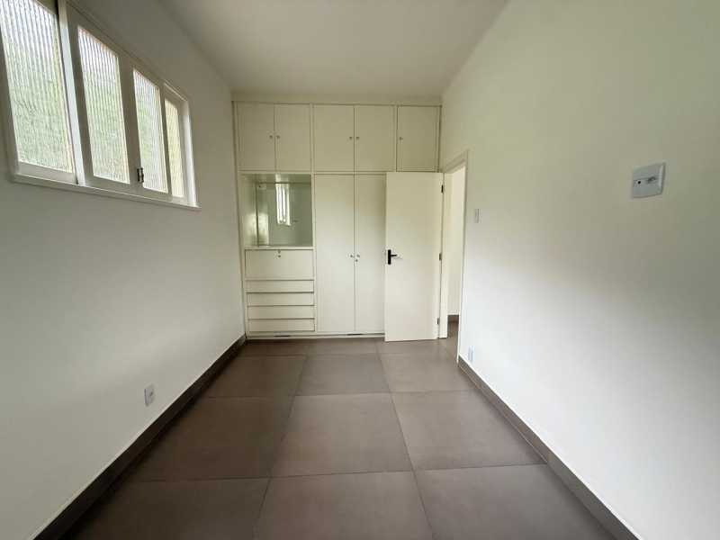 33b8e729-01ab-467a-9161-c7c272 - 8