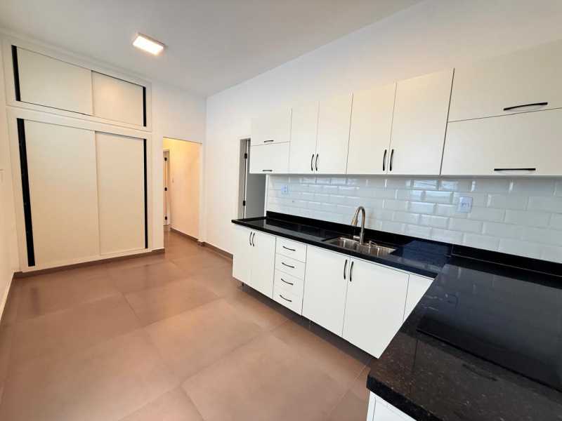 806ee306-ff05-44bf-bfc3-73de5e - 17