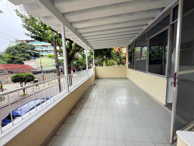 dc6ca824-2600-4a1b-a273-4bfd75 - 5