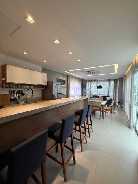 a85d9b3f-81ec-486e-bcc2-8809f4 - 17