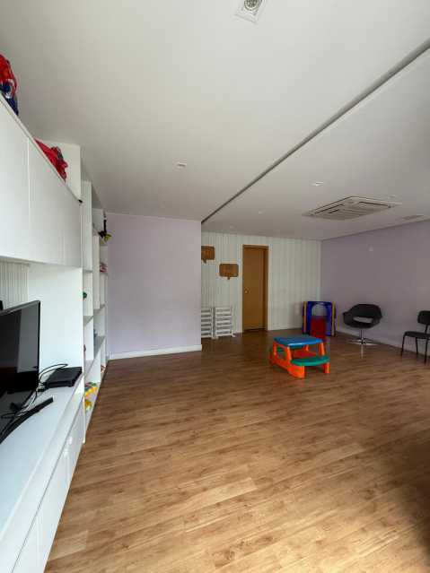 61bd5d93-6fa7-4c62-9ae0-57009a - 18