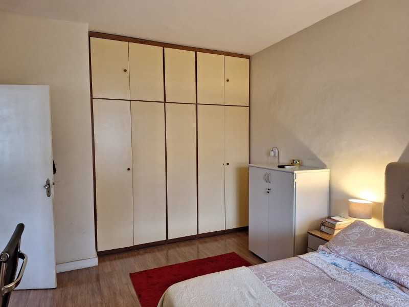 6a4aa2fc-728b-4b93-9c0b-f7d164 - 6