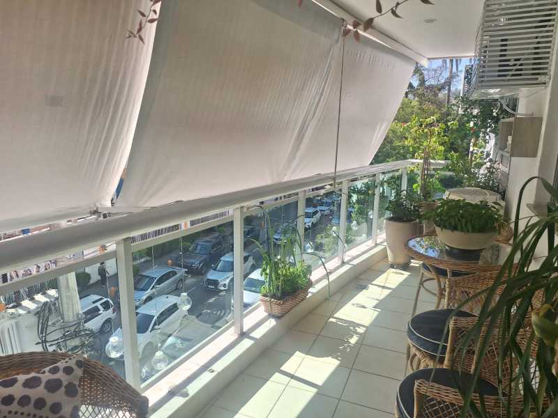 WhatsApp Image 2025-11-13 at 1 - 4