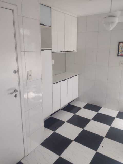 e0d429f4-d35c-46d4-8b69-44fdfe - 22