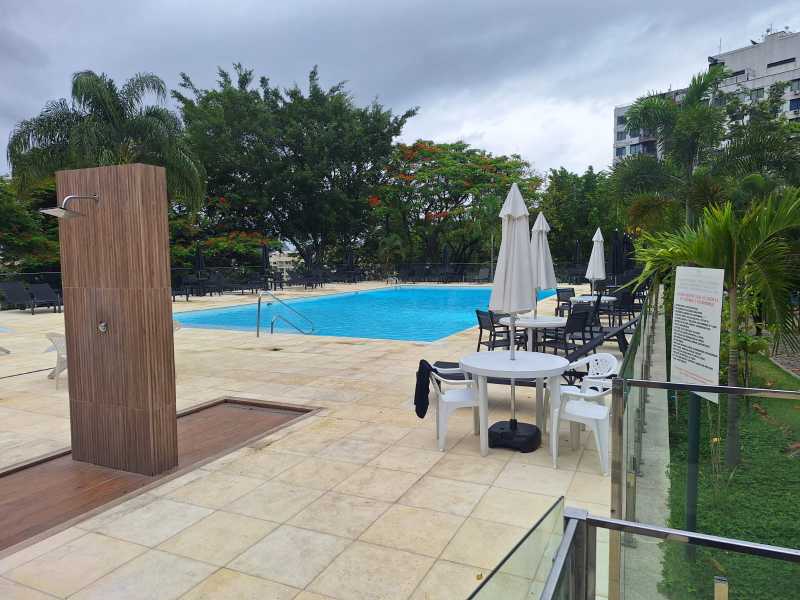 67b64b72-7d12-45e7-8a42-239d2e - 1