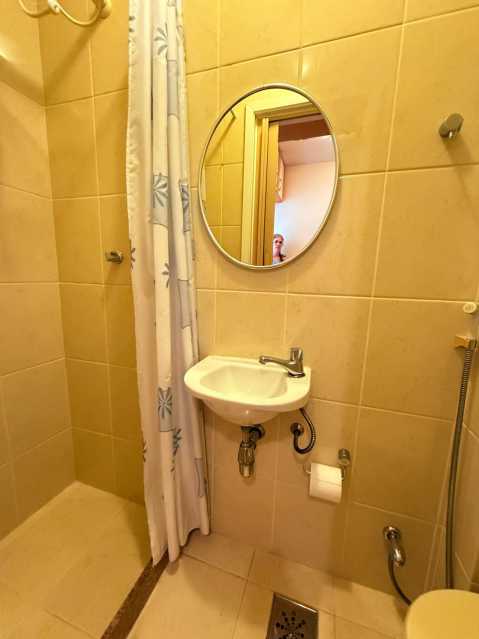 e313f338-eb93-4df8-a7eb-8292af - 13