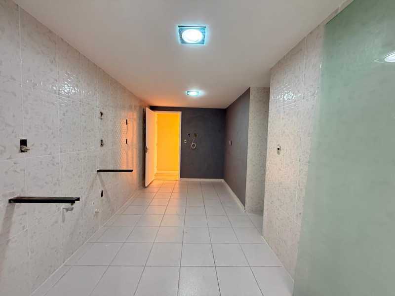 e2a1a96c-7c14-4b79-99f3-68325e - 11