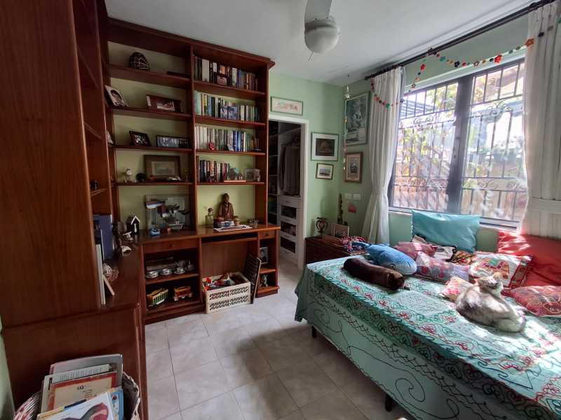 0a5be897-d140-4ef3-9664-5eb5a0 - 18