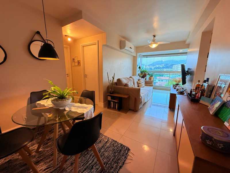 f809faa4-3ac8-42c7-b858-b8191f - 1