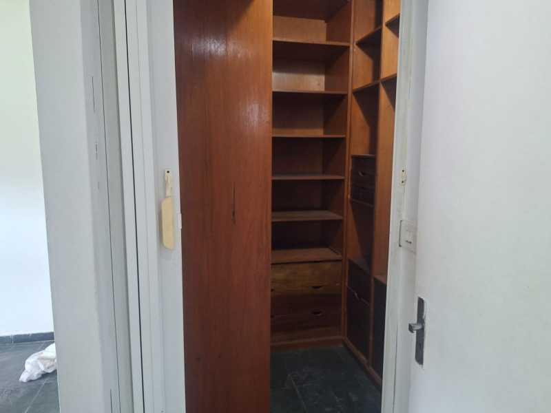 d9df4a69-c190-4b8b-8c9c-a03aae - 9