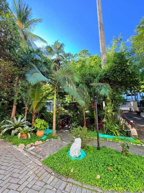 7bef4d31-9c56-43b4-82d9-4ce7d8 - 16