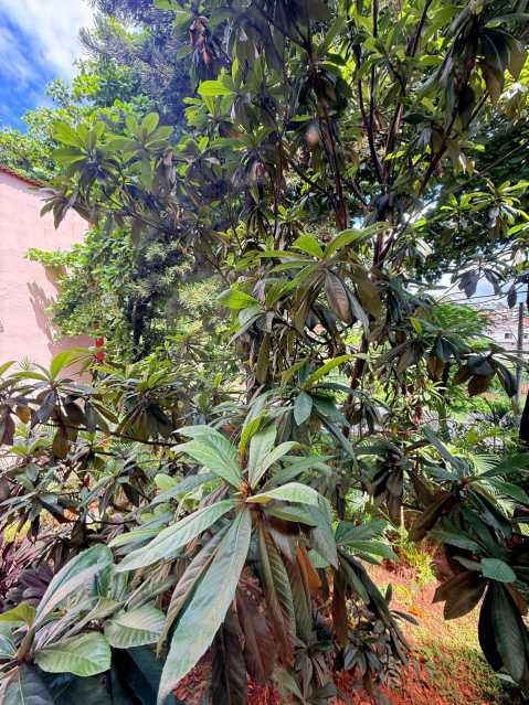 f5837a60-aedc-422c-b1a6-991478 - 4