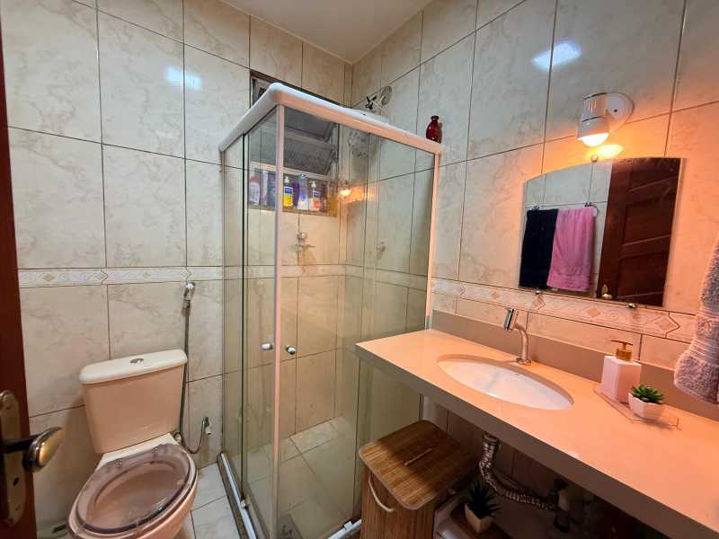 7d128855-d953-4468-a9f9-237122 - 8