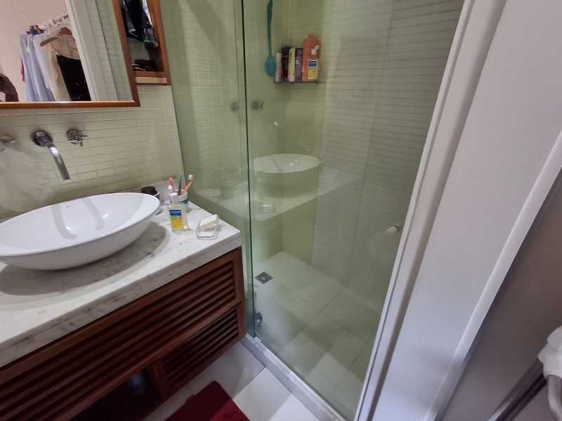 71b7c634-b3a1-4fe4-9351-16fb10 - 11