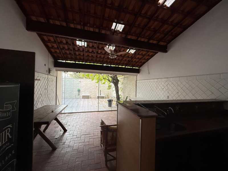 ce205246-06cb-43eb-a3bd-b3cdbd - 17