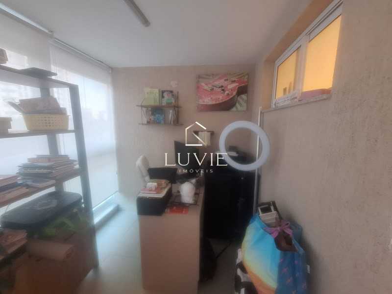 Conheça 16 do imóvel - Cobertura duplex 3 quartos sendo 2 suites reformada e automatizada no Luxuoso Condomínio Barra Village Lakes - LVCO30005 - 17 16 - 17
