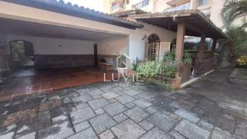 Imperdível - Freguesia, casa linear, 3 quartos, 1 dep. 4 vagas - LVCA30001