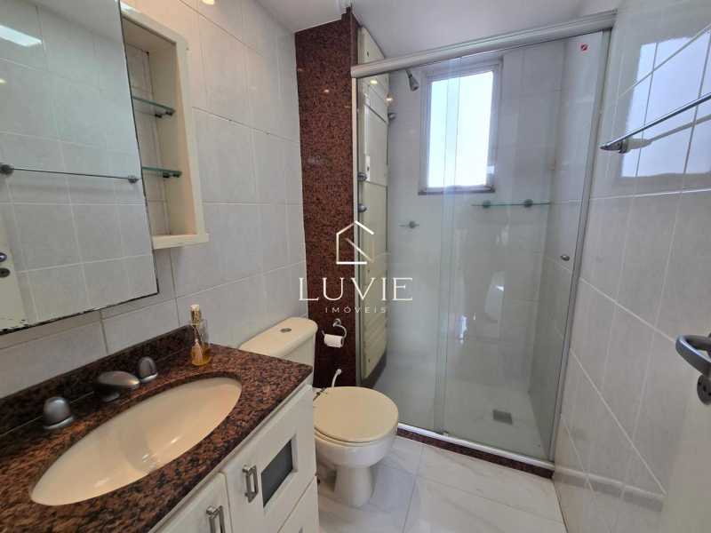 71277bf8-20b8-46c9-a453-4643d3 - 17