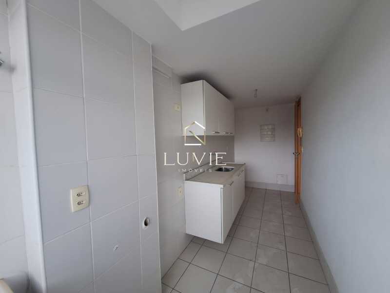 9d50b038-f7f6-4412-9c3e-6bf33f - 13