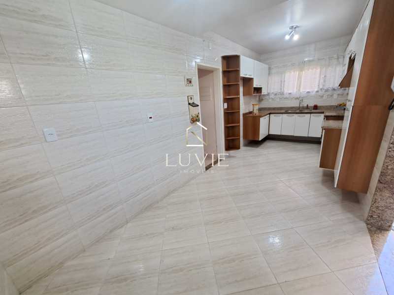 54ea20f5-860f-43d7-84cf-5ba840 - 11