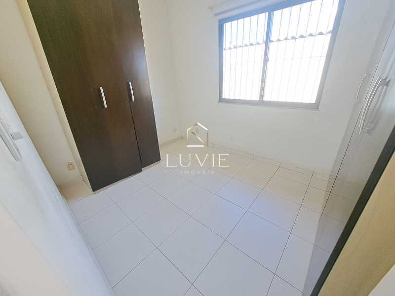 a8347703-12d2-40b4-9fe1-fde4a4 - 19