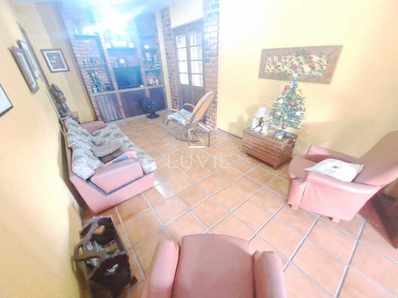 82ab7313-d661-4af7-984f-172809 - 7