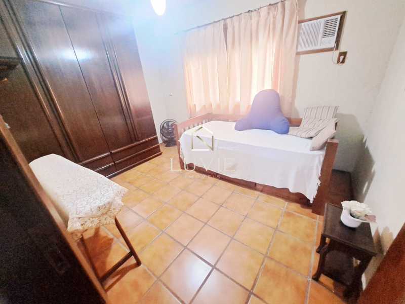 530226ae-52e3-4658-a185-7f8c70 - 14