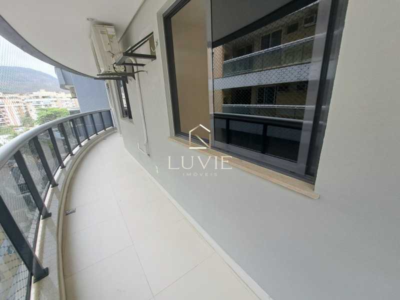 34a8978a-8271-493e-b8fd-7f1869 - 9