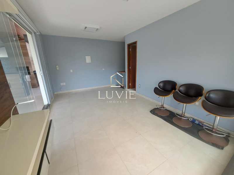 5e7794d5-1423-4f1f-aa4b-53e8ec - 9