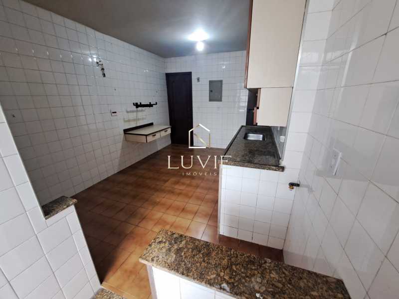 e7fa400a-4ead-406c-9d72-21d350 - 24