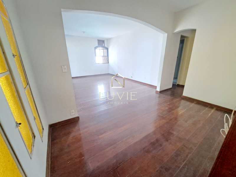 Conheça ebdd91f8-faf1-400d-8b1c-c88a3b do imóvel - Excelente Casa Linear de Condomínio 3 Quartos com terreno e Piscina Anil. - LVCN40004 - 26 ebdd91f8-faf1-400d-8b1c-c88a3b - 26