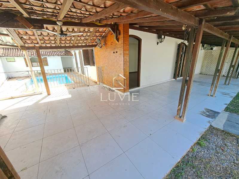 Conheça f47f7f9b-3278-4f13-a038-74fa0d do imóvel - Excelente Casa Linear de Condomínio 3 Quartos com terreno e Piscina Anil. - LVCN40004 - 1 f47f7f9b-3278-4f13-a038-74fa0d - 1