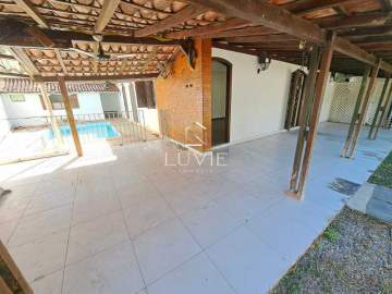 Imperdível - Excelente Casa Linear de Condomínio 3 Quartos com terreno e Piscina Anil. - LVCN40004