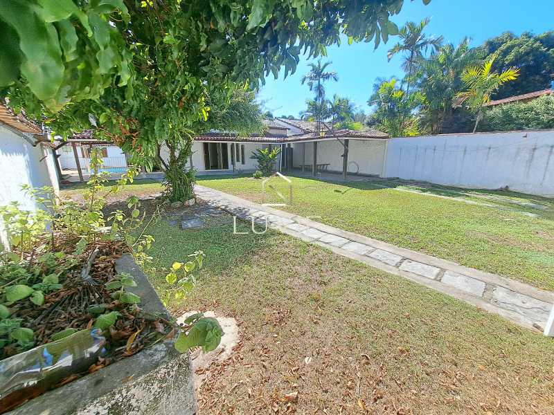 Conheça fac975a8-e9d2-44e7-910a-57101a do imóvel - Excelente Casa Linear de Condomínio 3 Quartos com terreno e Piscina Anil. - LVCN40004 - 27 fac975a8-e9d2-44e7-910a-57101a - 27