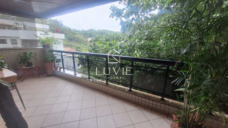 1c4ab84c-8cc8-41c0-abbd-6049de - 3