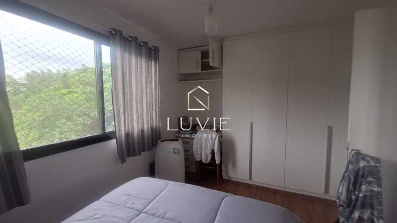 490b986f-6bd9-4eec-81d1-c7dc95 - 9