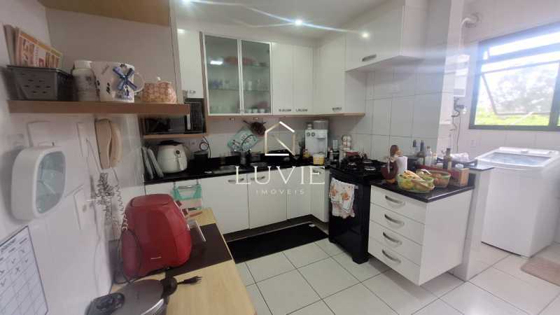 bba563ca-1fda-4598-ace0-abf3de - 12