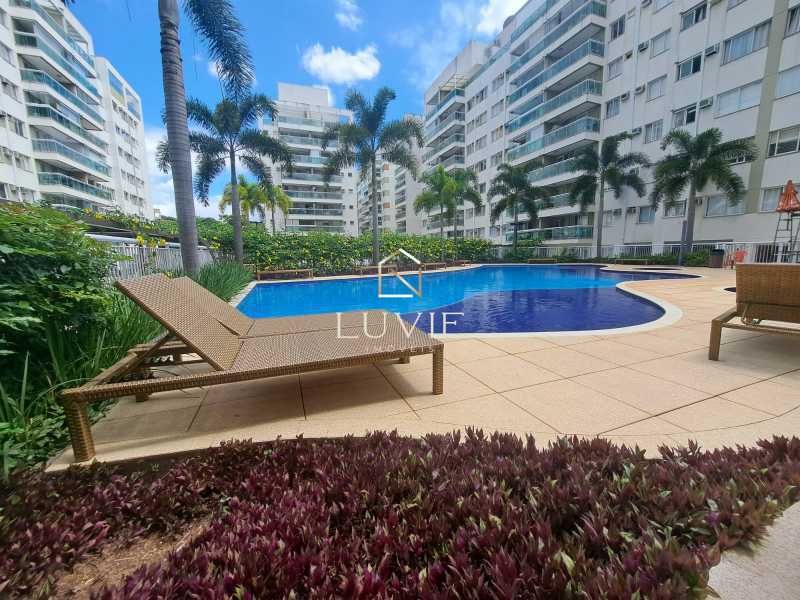 87595200-a6a4-4d48-98ab-9c702a - 19