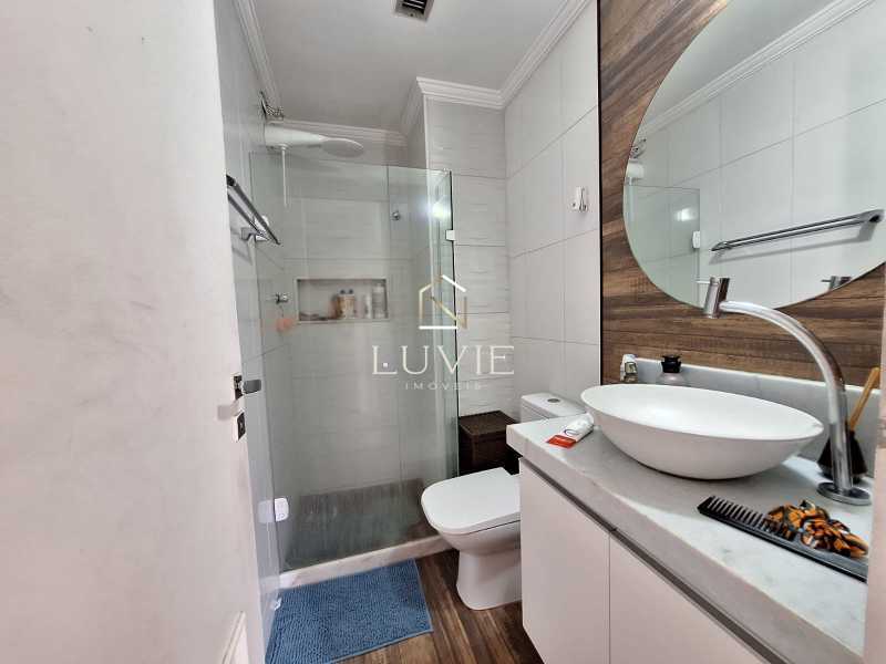 9d1f9b78-57d7-4fe4-bb3b-4abd79 - 5