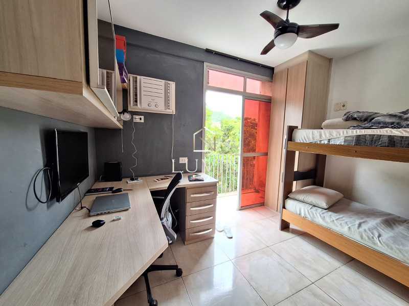 7143b559-f2d7-400b-8e63-c32d79 - 6