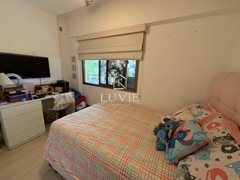 3cbeee28-8d73-4966-8244-539d7b - 4