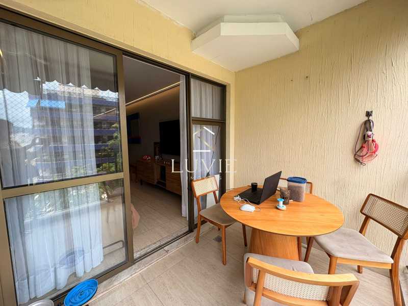 090fe289-8955-4d37-b3d0-2a6002 - 14