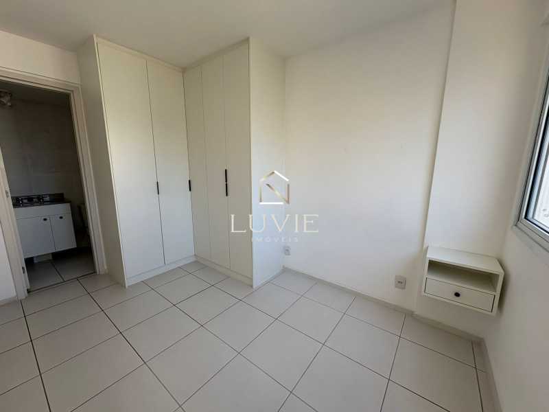 e2aa8d7d-e582-4825-ab4e-61ea2a - 8