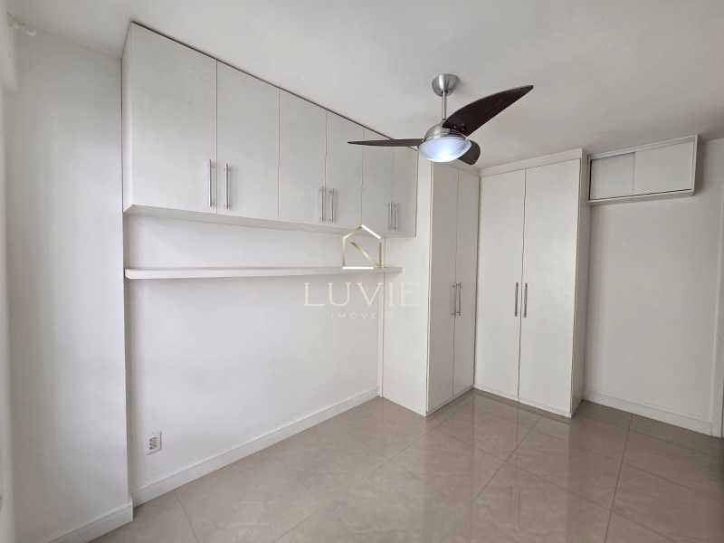 097c5ad2-887f-4ebb-8020-744707 - 8