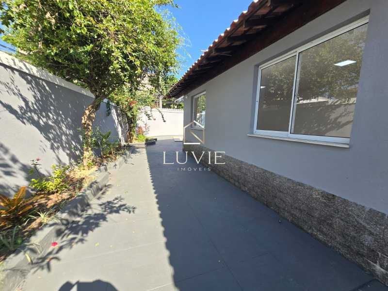 Conheça 84a3650d-ca6c-4284-ad12-13a657 do imóvel - Linda Casa Linear dentro de condomínio com # quartos Suíte e Piscina. Freguesia - LVCN30005 - 17 84a3650d-ca6c-4284-ad12-13a657 - 17