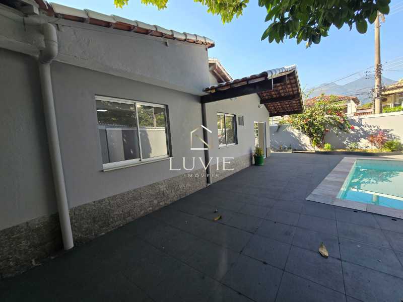 Conheça a8369ee3-ef84-4346-950e-5832d3 do imóvel - Linda Casa Linear dentro de condomínio com # quartos Suíte e Piscina. Freguesia - LVCN30005 - 22 a8369ee3-ef84-4346-950e-5832d3 - 22