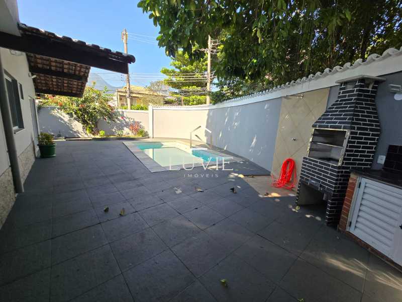 Conheça fba4b95e-8eb6-4f69-91e7-188ae5 do imóvel - Linda Casa Linear dentro de condomínio com # quartos Suíte e Piscina. Freguesia - LVCN30005 - 27 fba4b95e-8eb6-4f69-91e7-188ae5 - 27